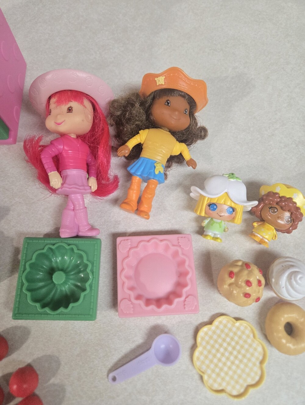 Strawberry Shortcake Toy Bundle - Picture 6 of 16